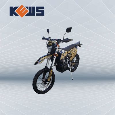 Черный мотоцикл в евро стикера 300CC золота 4 мотоцикла NC300S на велосипедах грязи дороги